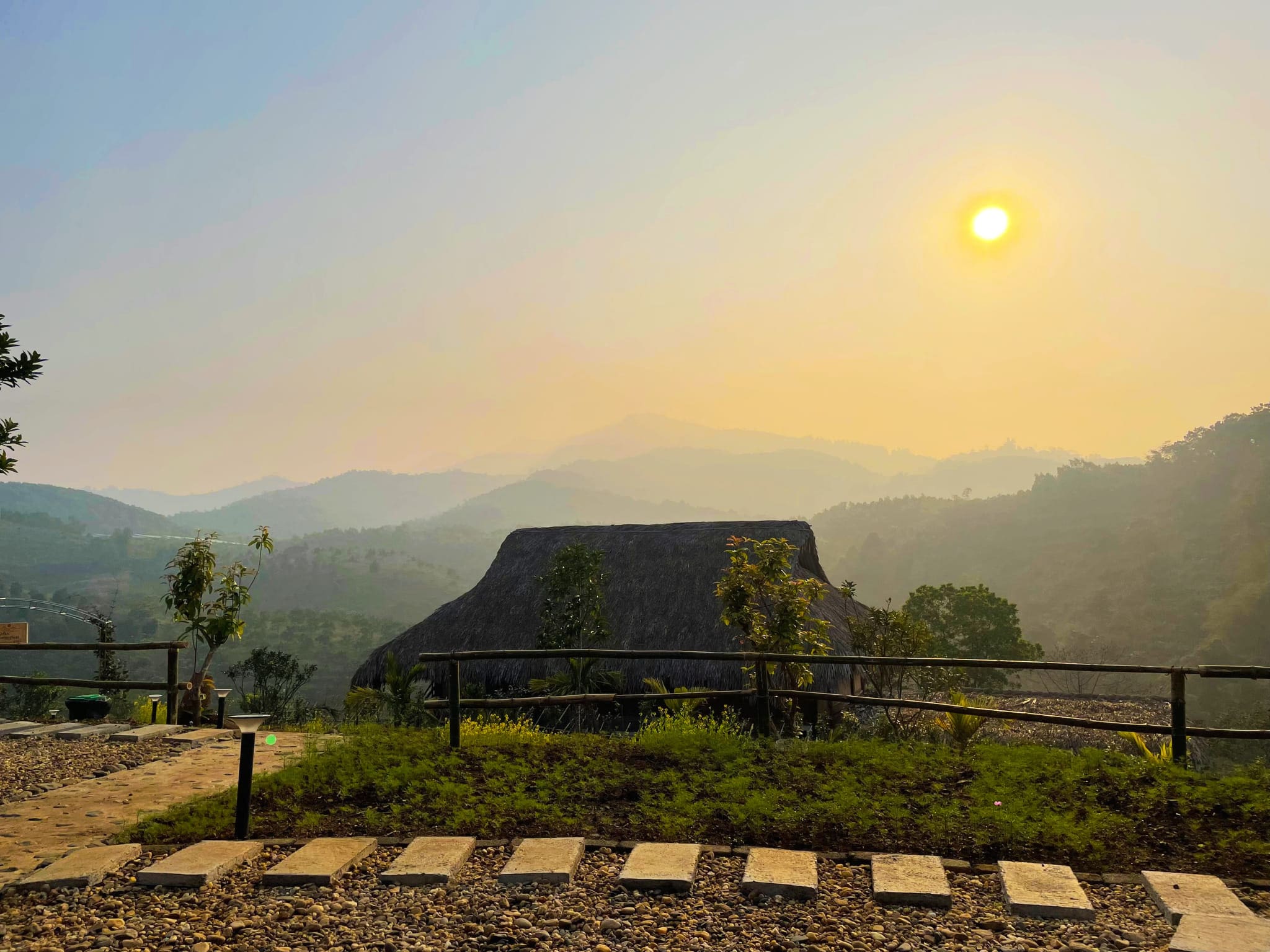 Anh Resort Ngau Nhien 2 Min